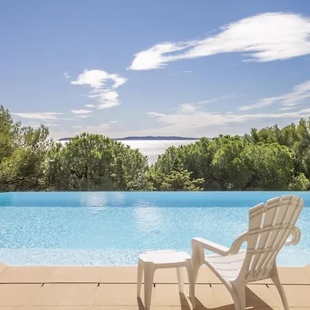 Lili Rose Ле-Лаванду